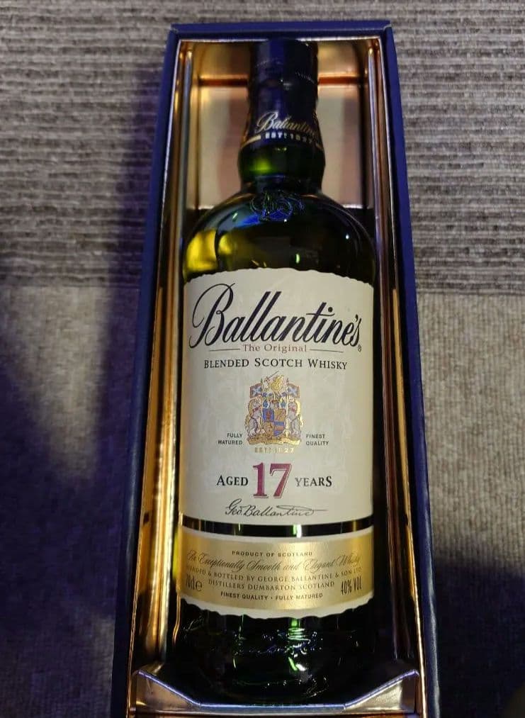 Ballantine's17年 YB17GA スコッチウイスキー ギフトボックス