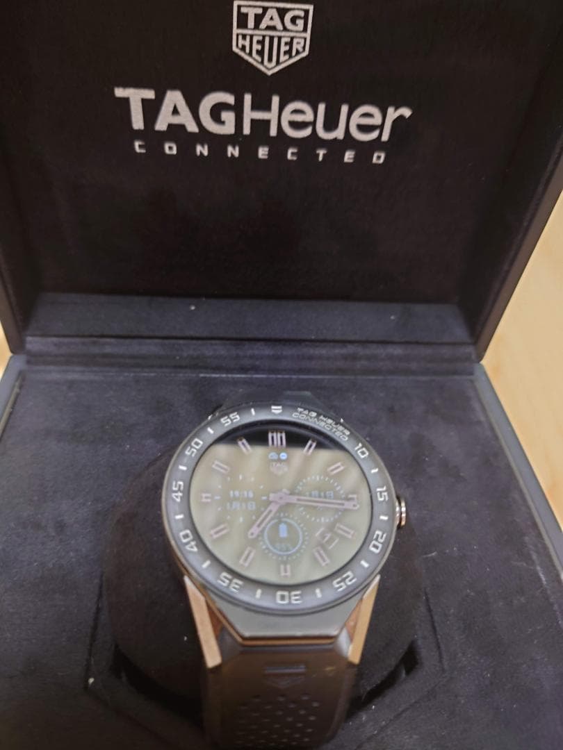 TAG HEUER Connected スマートウォッチ