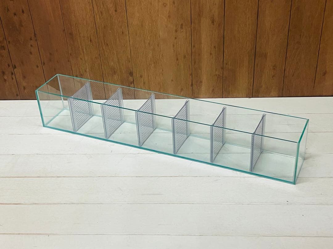 ラスト1台　超特注900×135×150㎜　7室水槽 クリアシリコン 未使用品