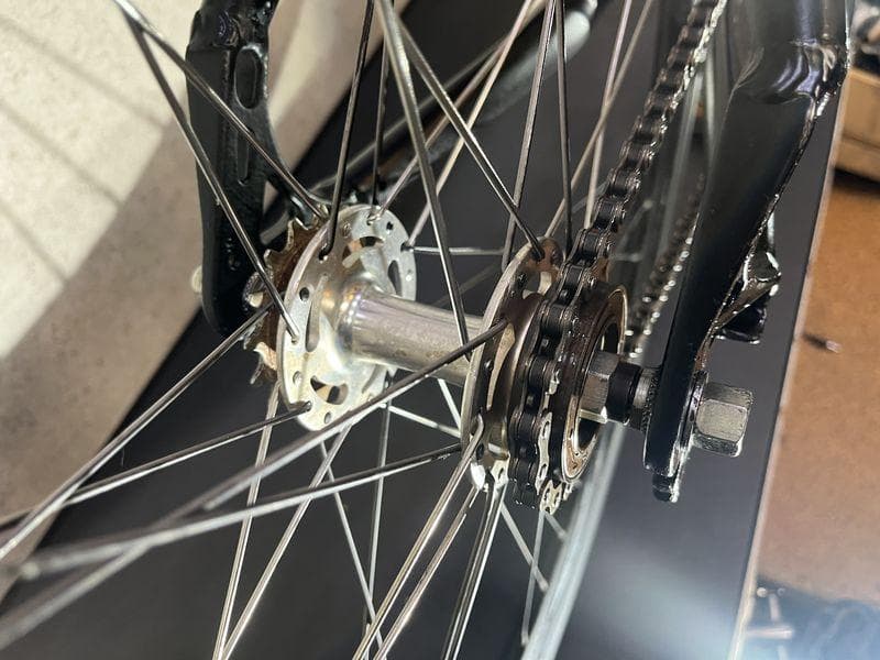 AVENUE シングル 700c クロスバイク