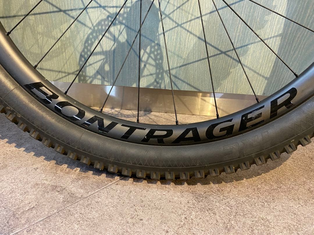 カーボンホイール 29インチ ボントレガー BOOST(タイヤは付属しません)