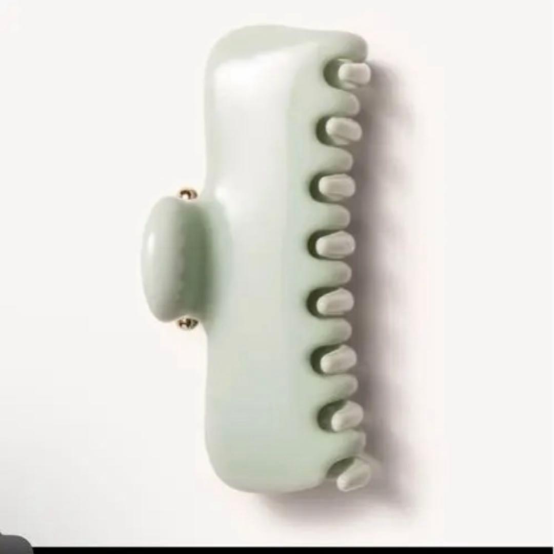 新品未使用　undo ヘアクリップ　ライトグリーン クロークリップ 中型 箱付き