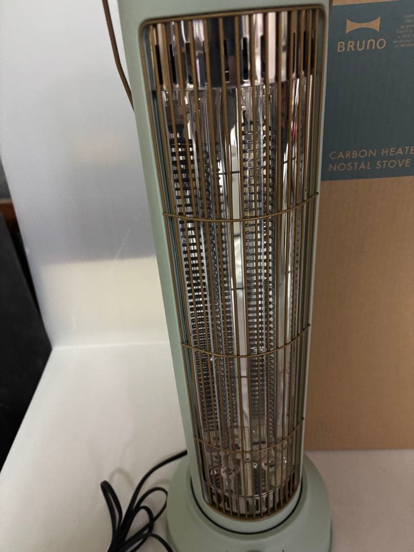 【ほぼ未使用‼️】ブルーノ　カーボンヒーターBOE077グラスグリーン