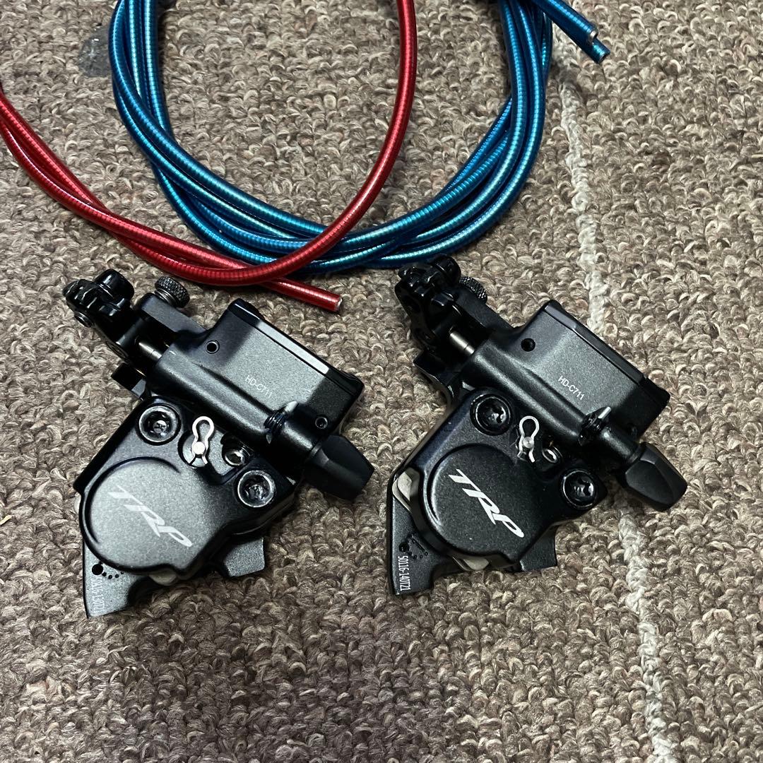 TRP HY-RD ブレーキキャリパー フラットマウント HD-C711