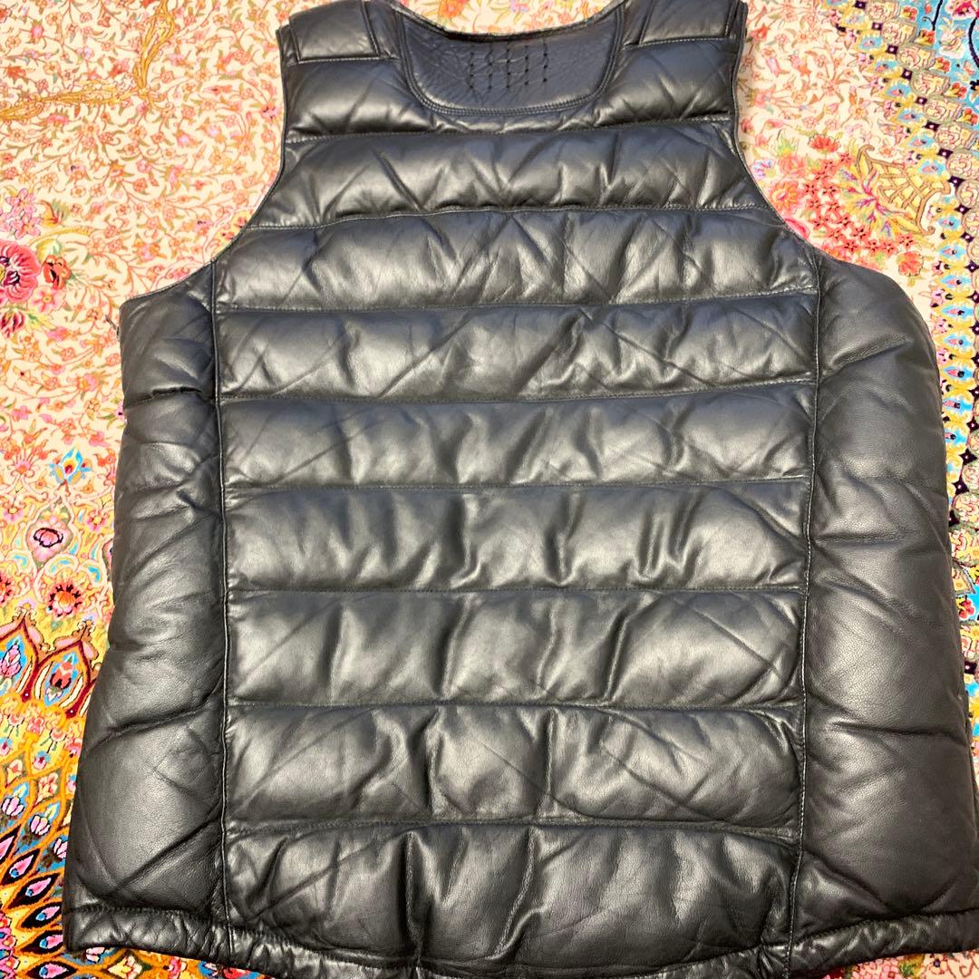 未使用に近い 極希少品STAMPDPUMA ラムレザー ダウンベスト ブラック