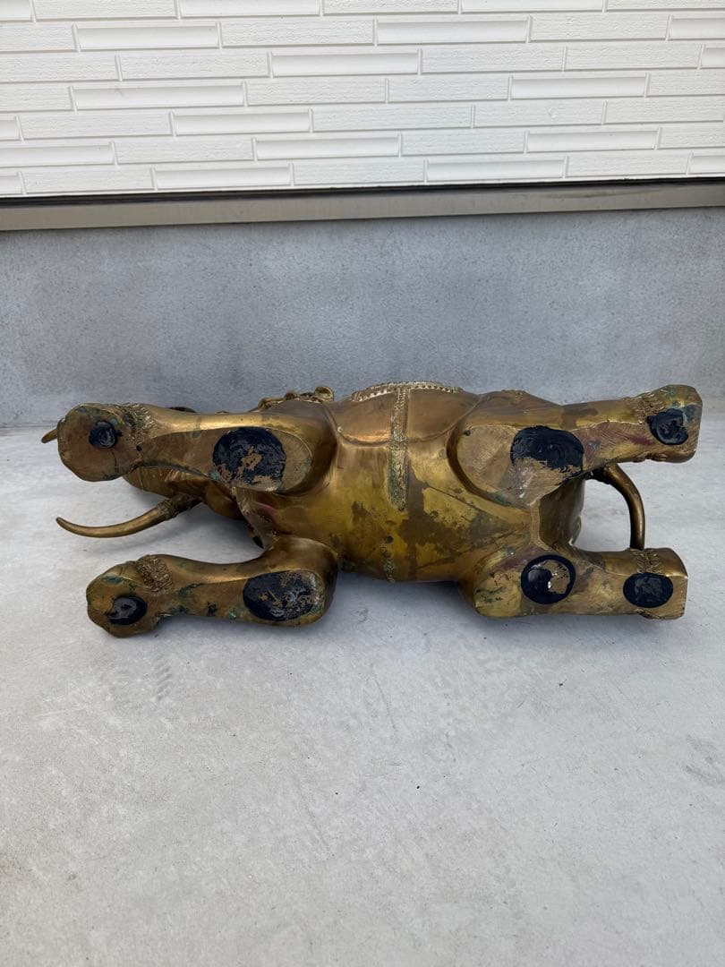 超貴重、超希少、当時物、ディスコMAHARAJAの象のオブジェ(真鍮製)