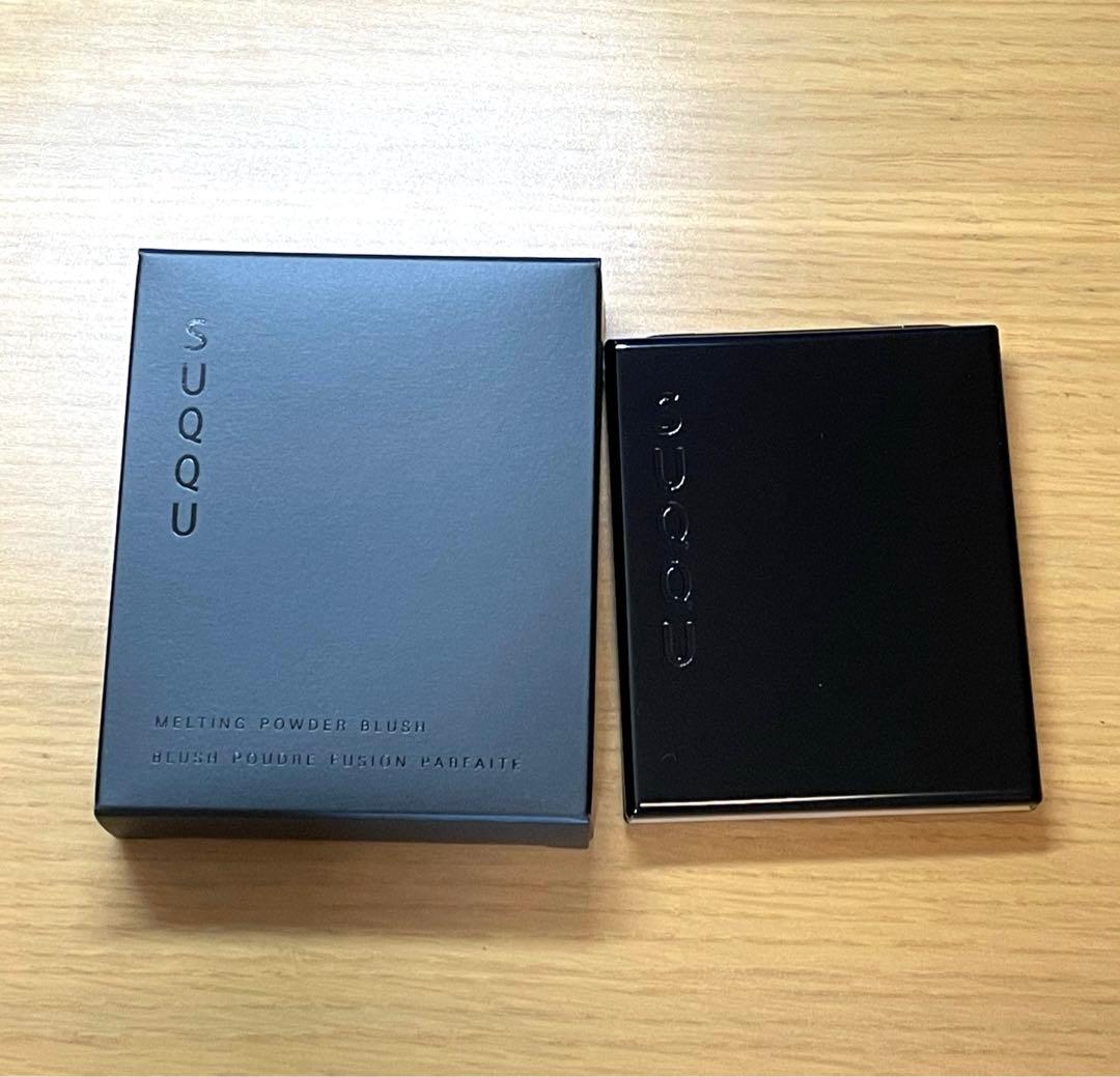 SUQQU メルティングパウダーブラッシュ 105