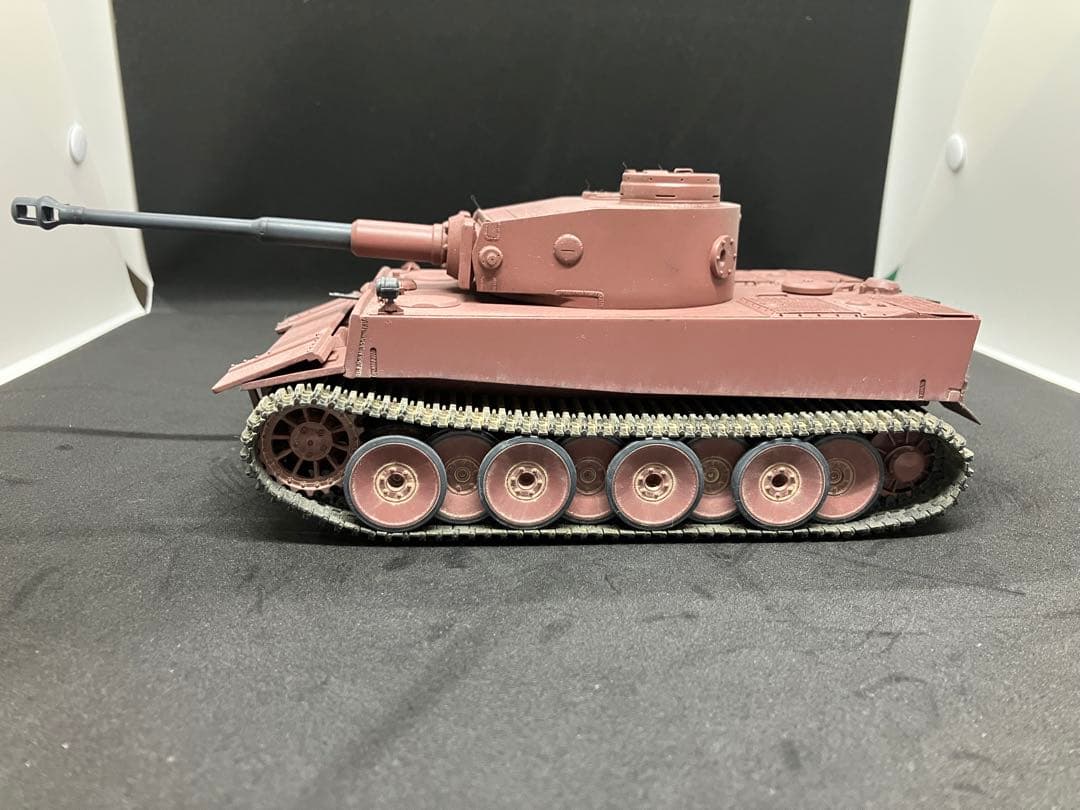 1/35 ドイツ軍 VK45.01(H)戦車プラモデル完成品　ジャンク扱い