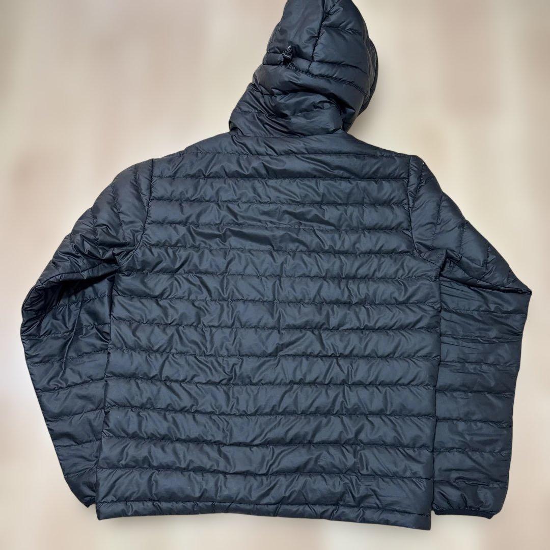 パタゴニア　ダウンセーター　フーディ　ブラック