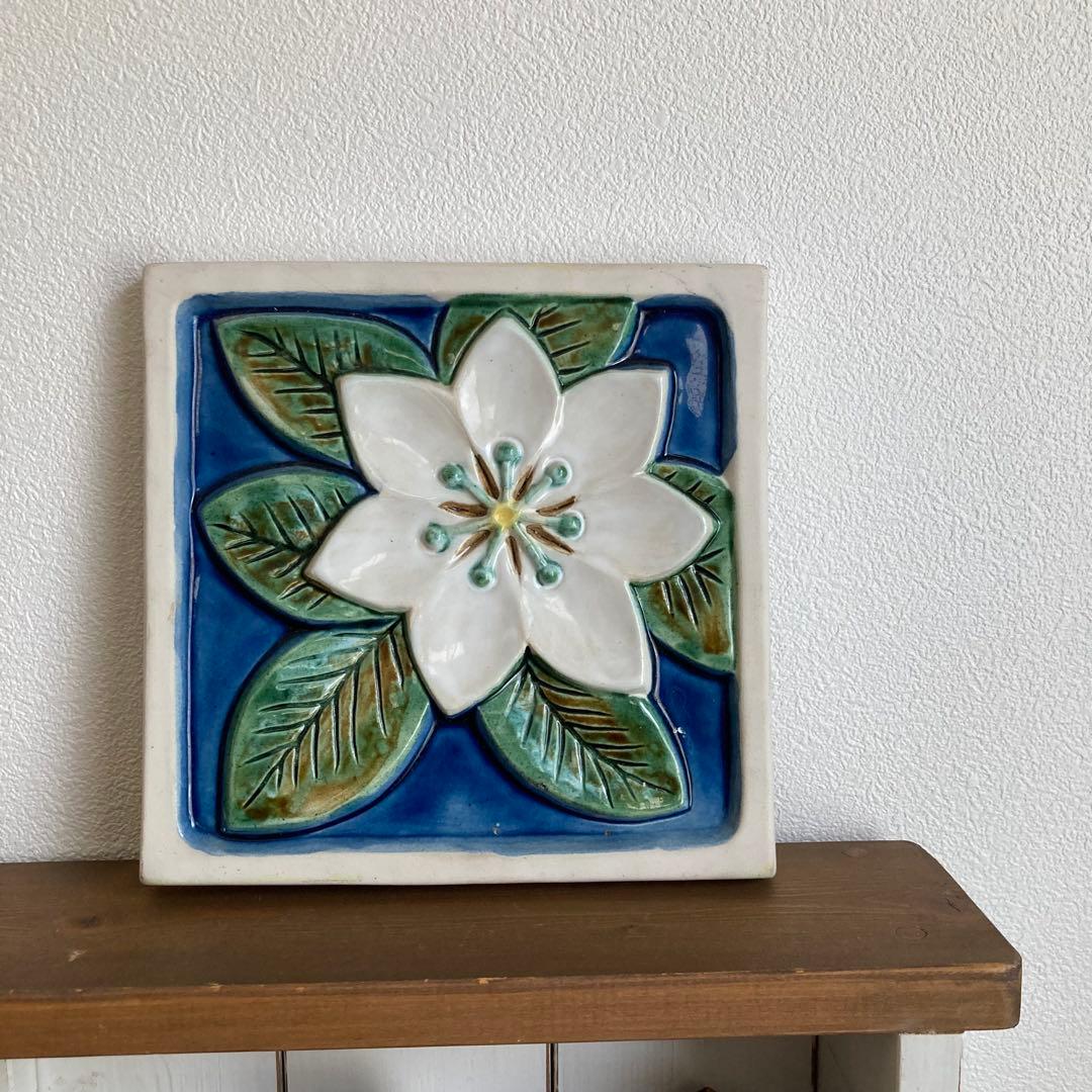 ★SALE★北欧ヴィンテージ　JIE白陶板（大）とても珍しいツマトリソウの陶板