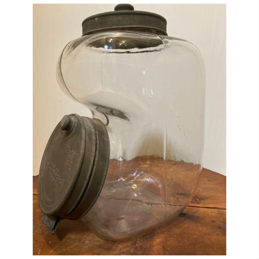 ◆◆専用◆◆ 古い時代の真鍮開閉蓋付きの煙草陳列用ガラス瓶