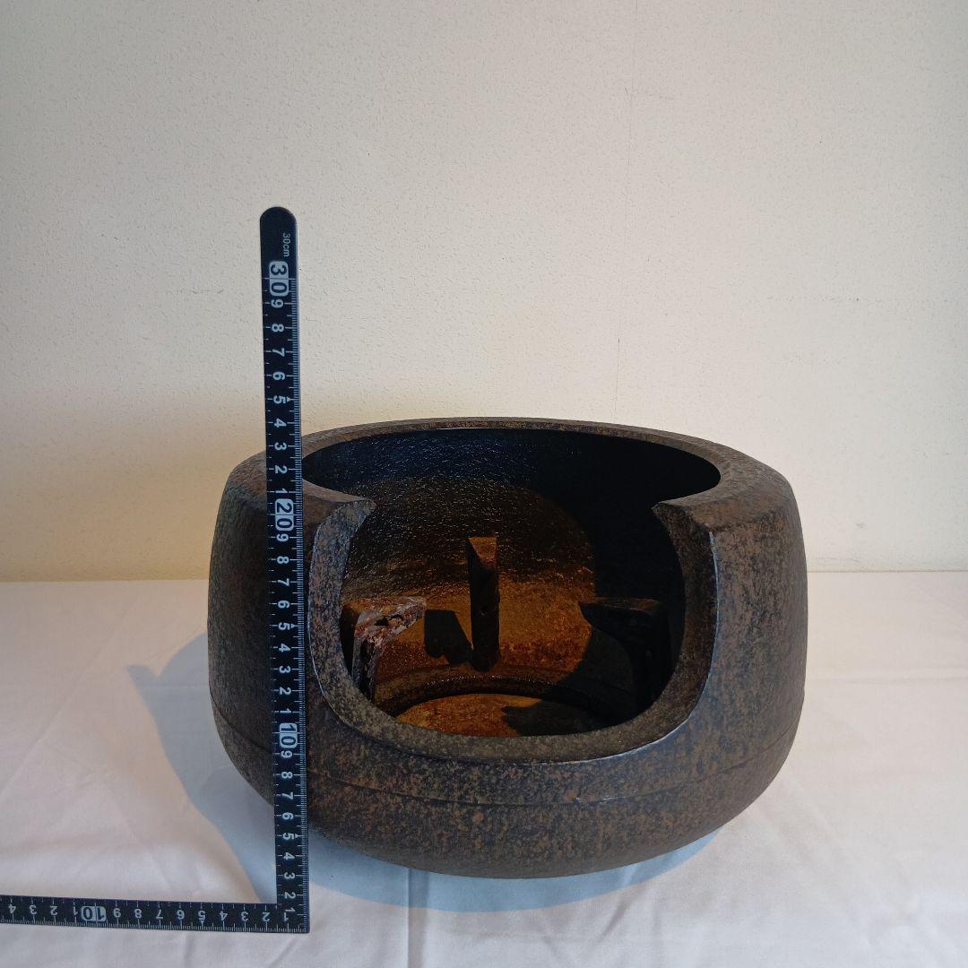 茶道具　南部盛岡(熊谷喜平作)面取風炉　 梵鐘釜、五徳一式　共箱　しおり付