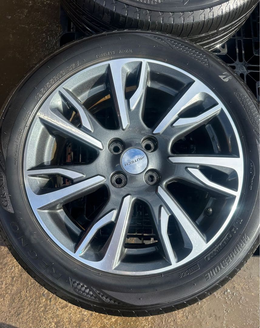 ノート HE12　AUTECH オーテックアルミホイールタイヤ4本セット