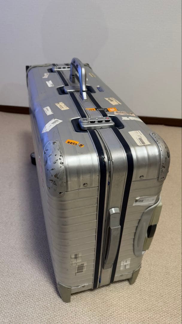 RIMOWAリモワ シルバーインテグラル スーツケース 約72cm x約44cm