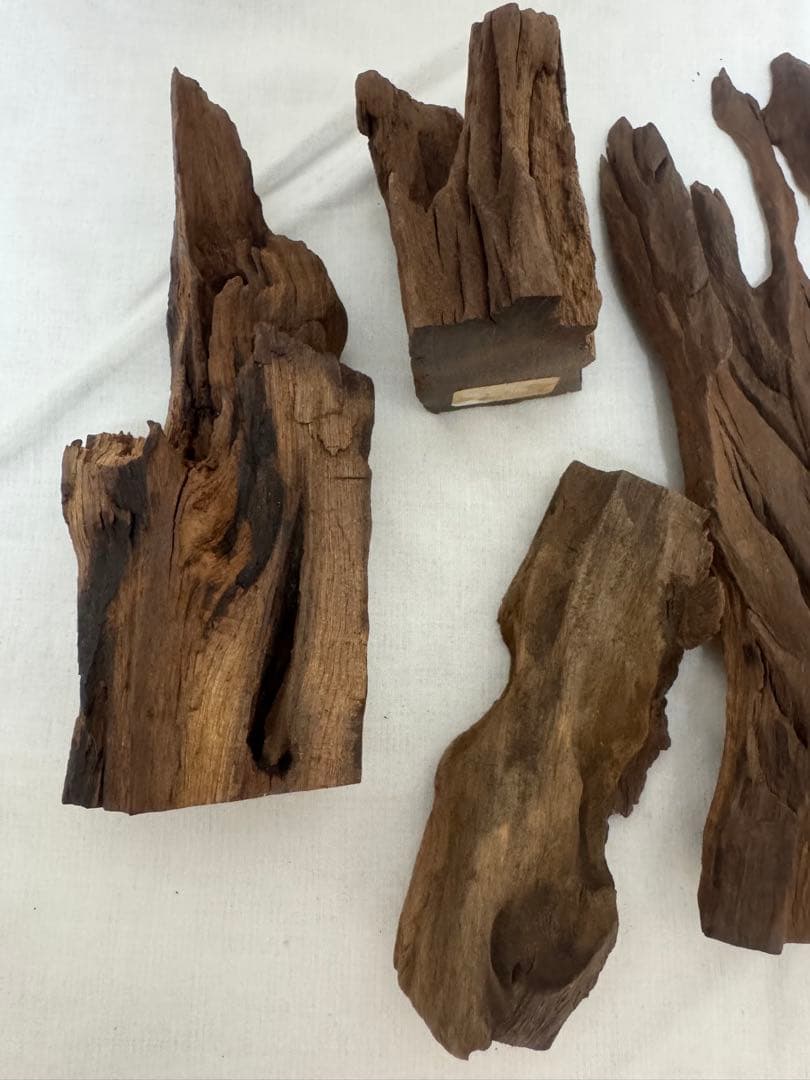 古香木　聞香　香道　香道具　沈香　加羅