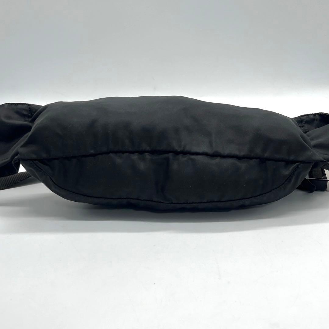 プラダ　PRADA ボディバッグ　ナイロン　ポコノ　テスート　25032606