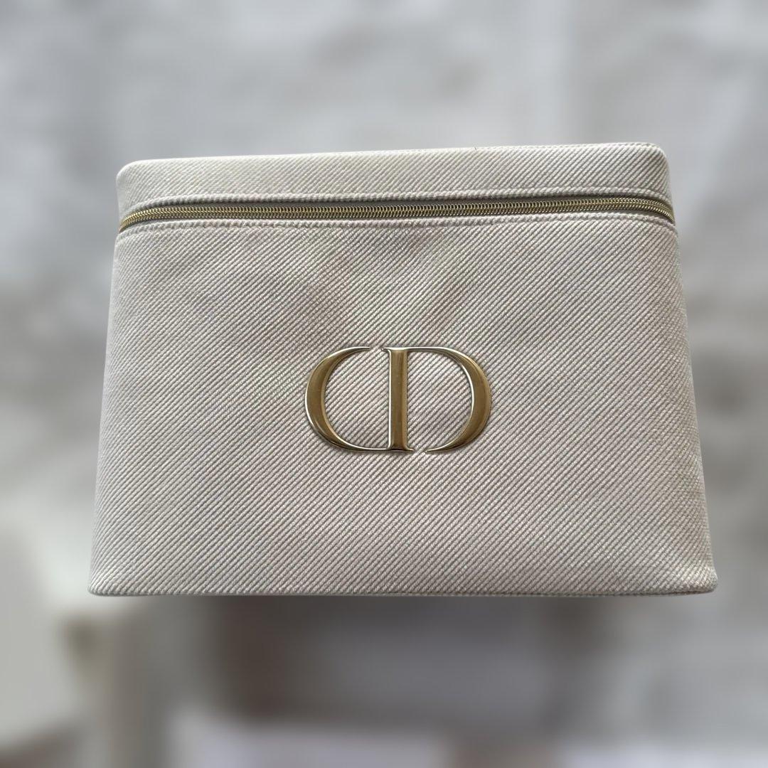 Dior 化粧品収納バニティー⭐︎ホワイト