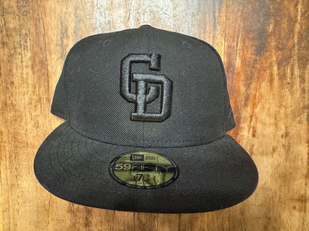 値下げ　中日ドラゴンズ　New Era 59FIFTY ブラック キャップ