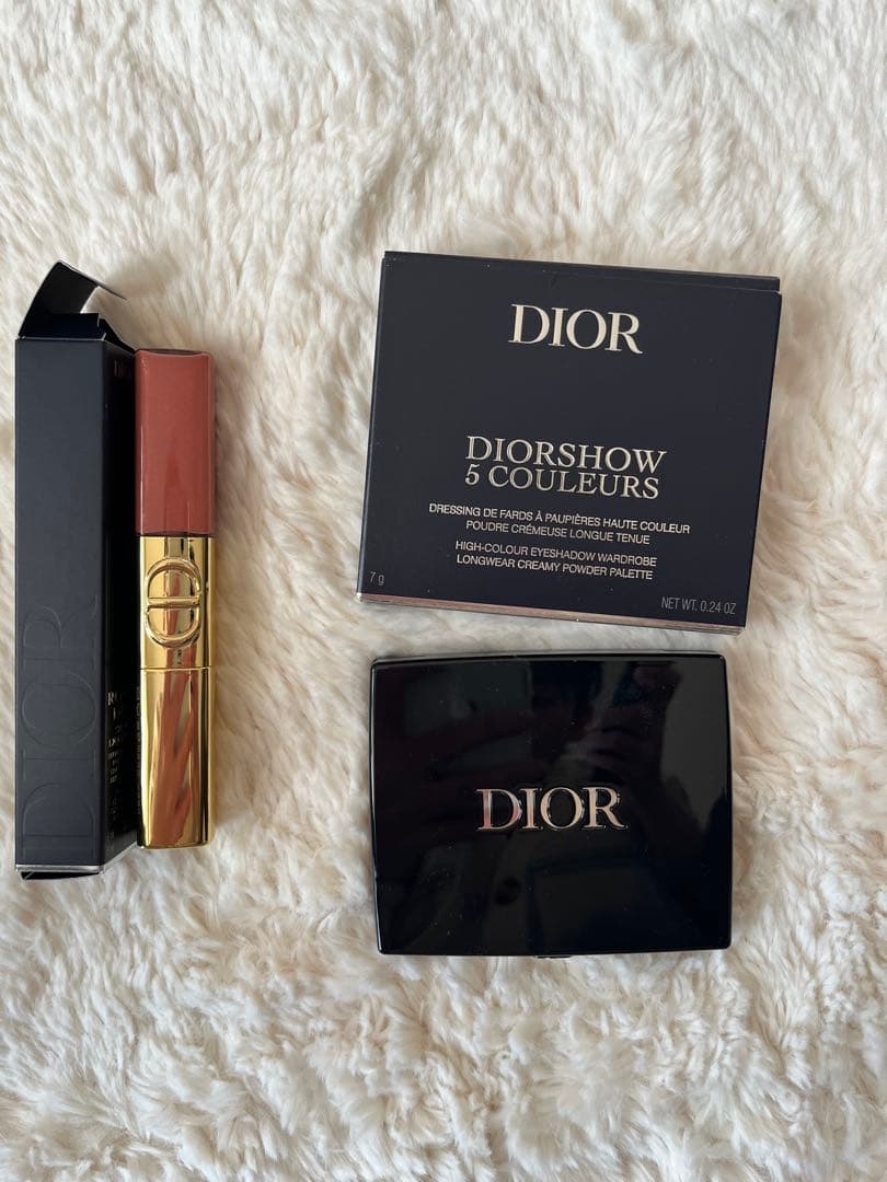 Dior リップグロス & アイシャドウパレット