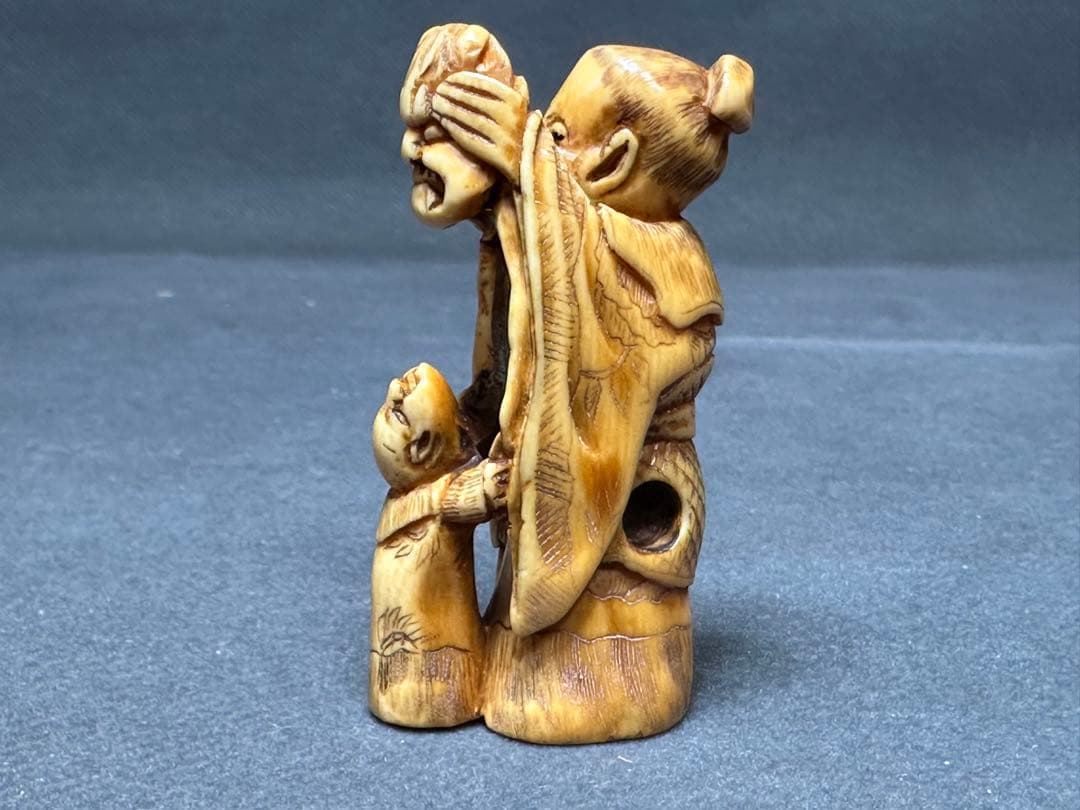 極上　根付　面と唐子　天然素材　アンティーク　和彫　置物　骨董　飾り物　古美術品