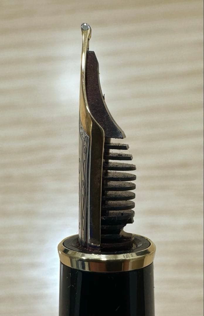 ＊　MONTBLANC 4810 万年筆　14K ゴールド