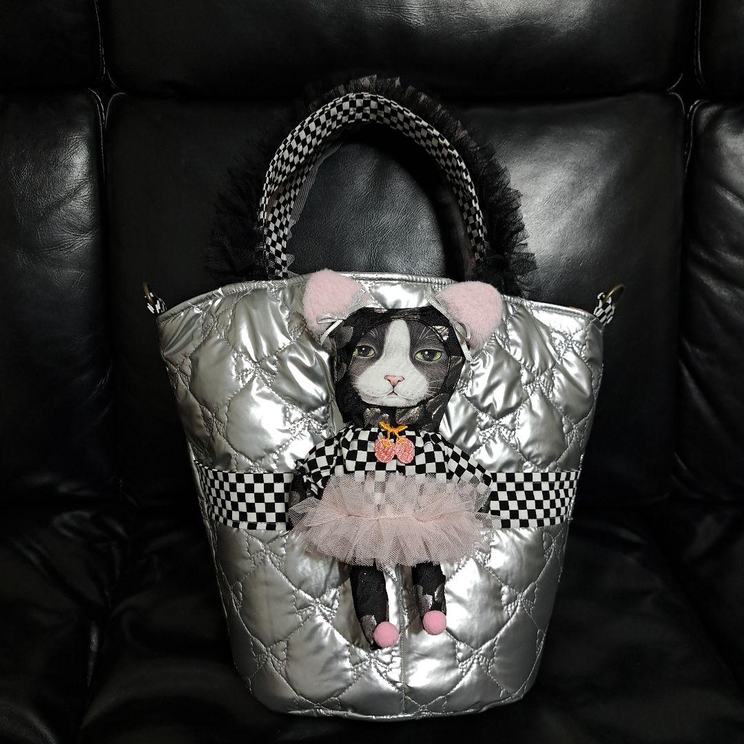 ひ*ろ様 コヤンイサムチョン♥️マルシェバッグに仲良しトリオ