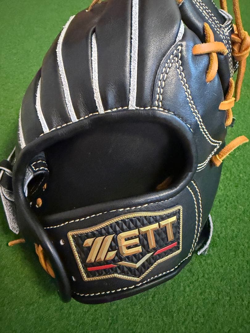 クリスマス特価　ゼット 硬式グローブ　プロステイタス サイズ4 25年5月購入