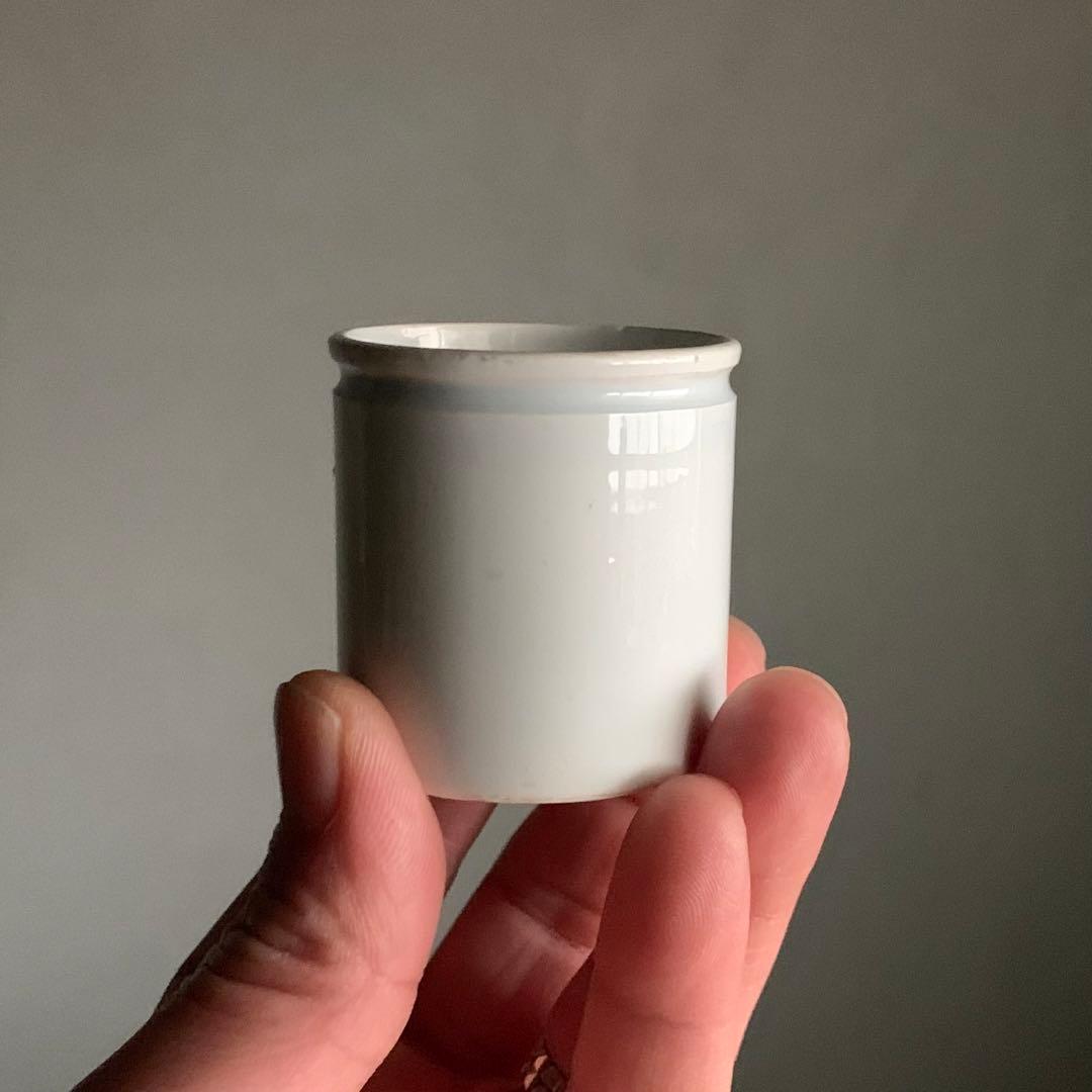 青みを帯びた 筒盃 酒器 盃ぐい呑み 古道具 アンティーク ブロカント