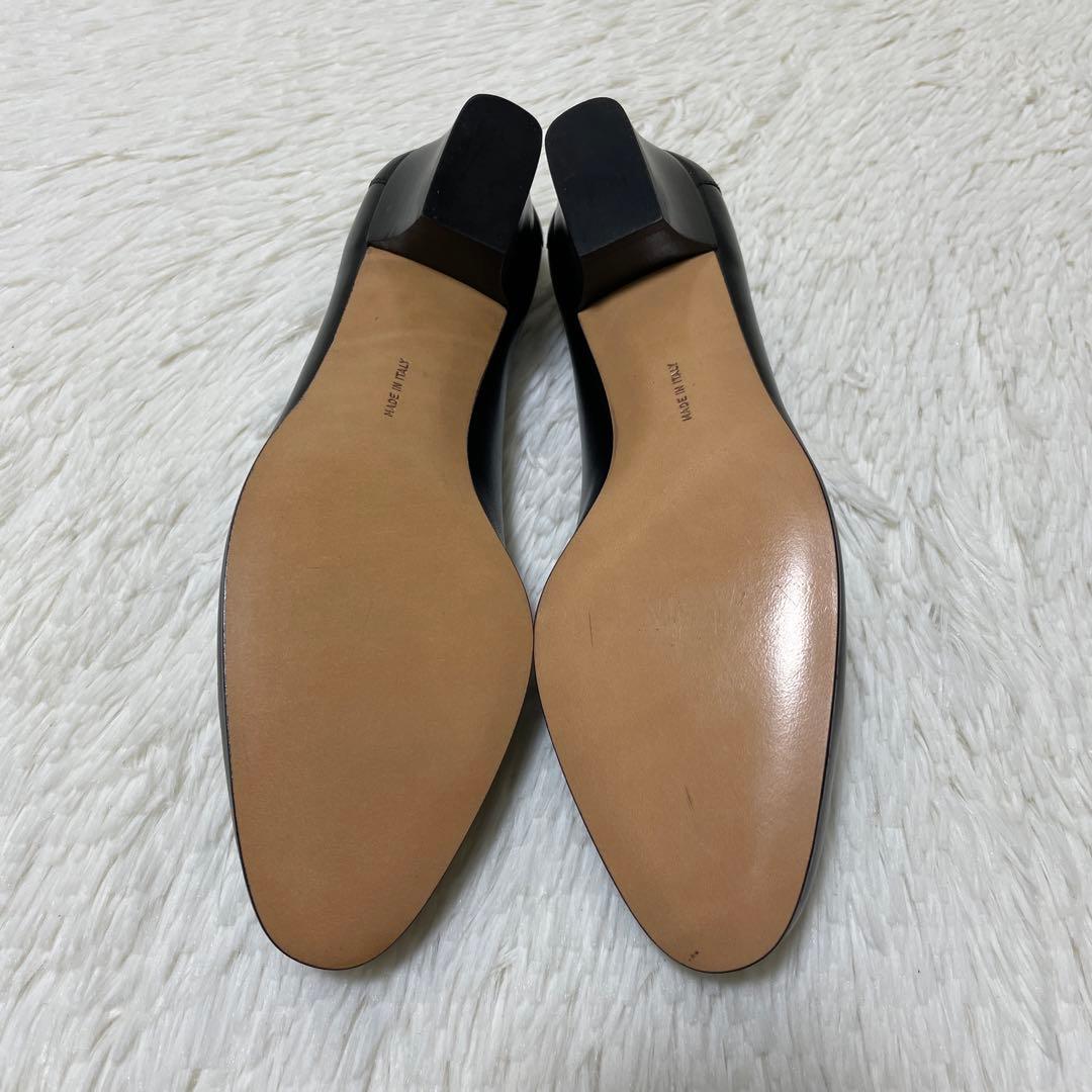 新品未使用品✨フェラガモ　ビットローファー　ヒール　パンプス　22cm 黒　金