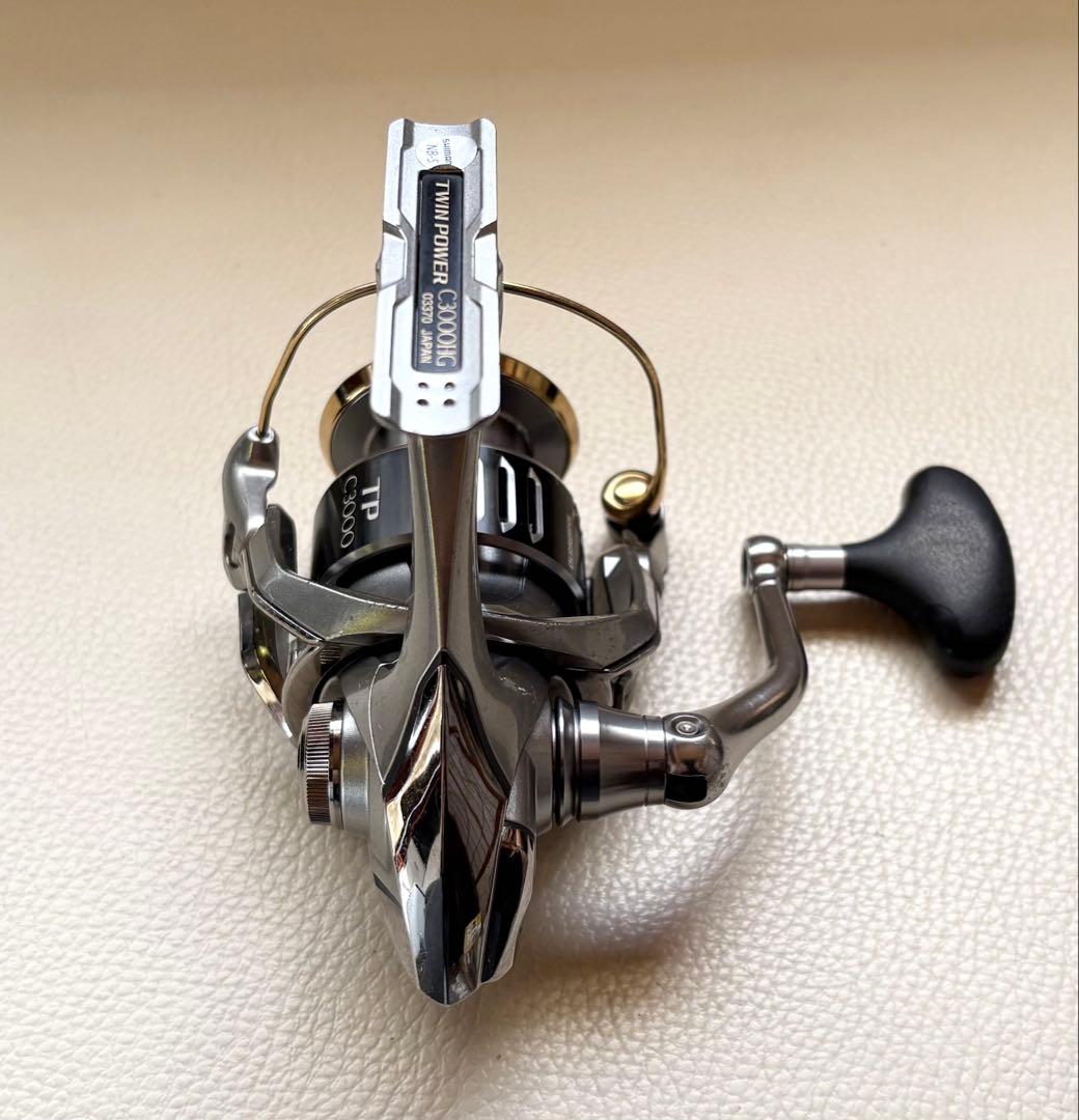 SHIMANO TWIN POWER C3000HG スピニングリール
