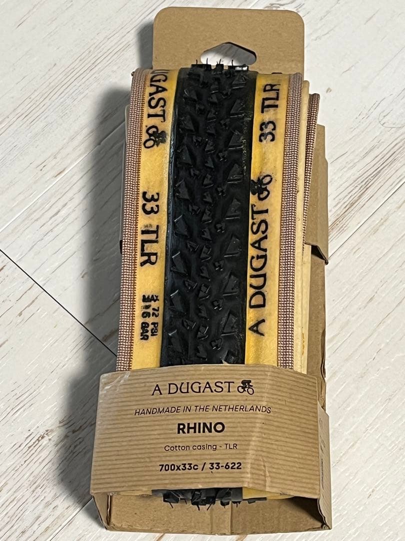 新品　A Dugast デュガス Rhino TLR タイヤ　1本