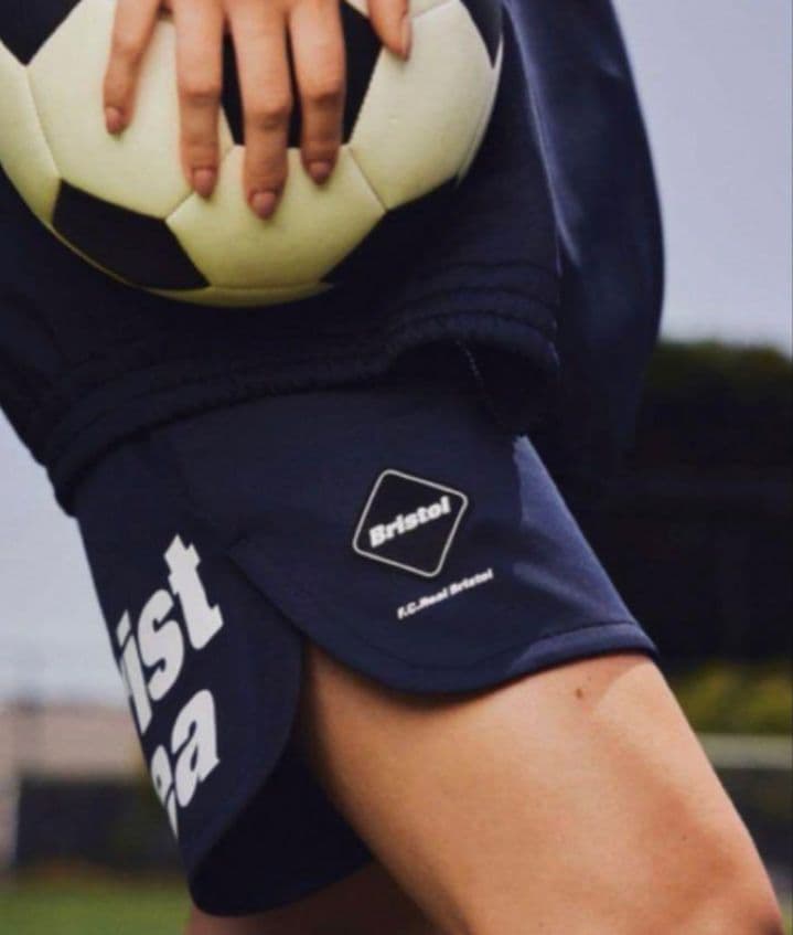 【新品同様】FCRB×ウィンダンシー黒ショートパンツ SEA ハーフパンツ