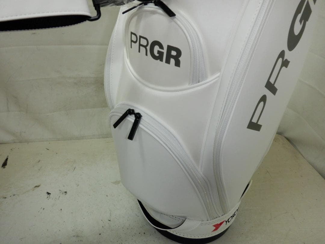 未使用★PRGR★プロギア★9.0型★軽量★ベーシック★スタッフ(WH)
