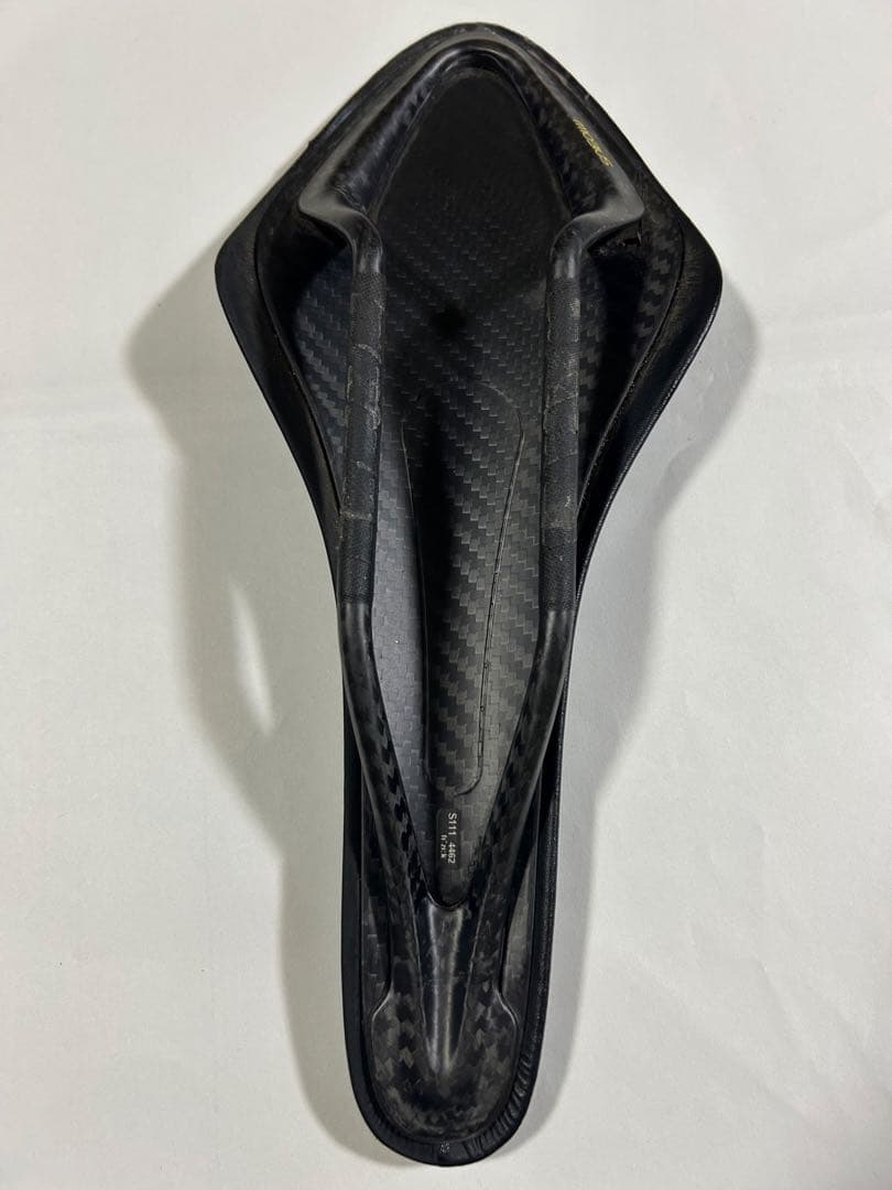 ト*ト様 Fizik Arione 00 カーボンブレードレール採用サドル