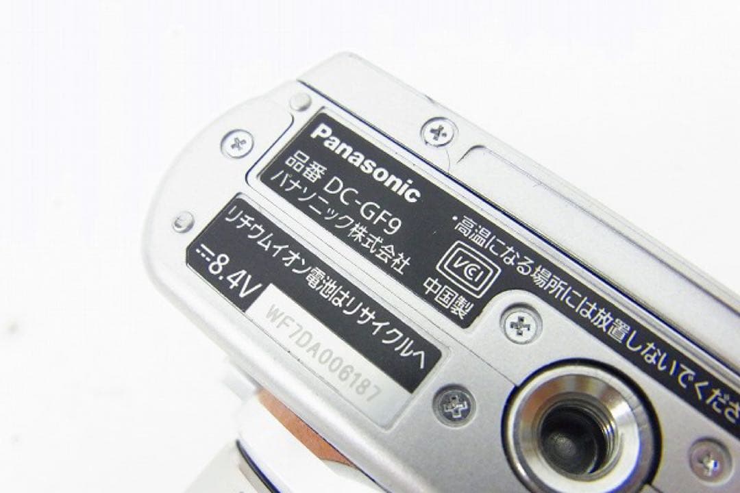 デジタルカメラ Panasonic Lumix DC-GF9 / 1:3.5-5.6 12-32