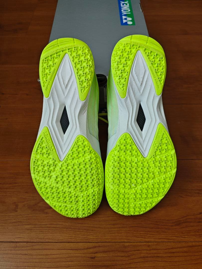 ヨネックス　エアラスZワイド 27.5センチ　グレー/イエロー