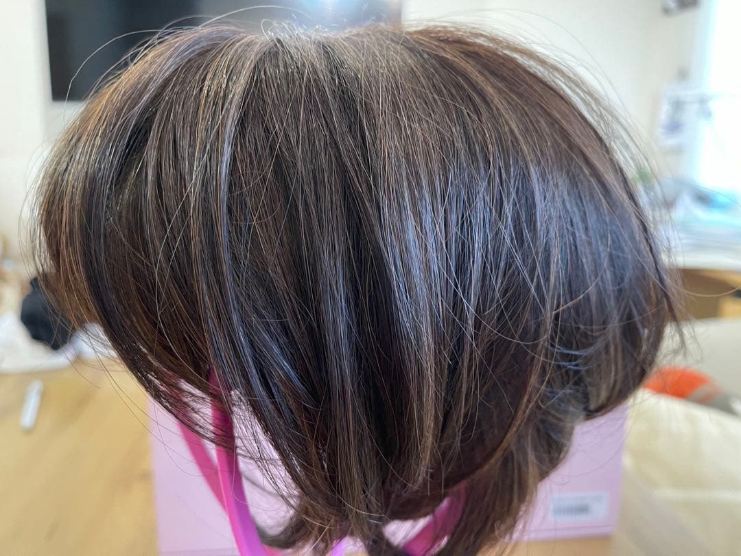 KAZUE WiG （ダークブラウン・メッシュ入り）