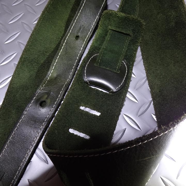 Fender スパロゴ　レザー　ストラップ