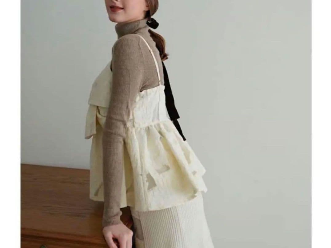 Acka jacquard peplum bustier　ビスチェ　キャミソール