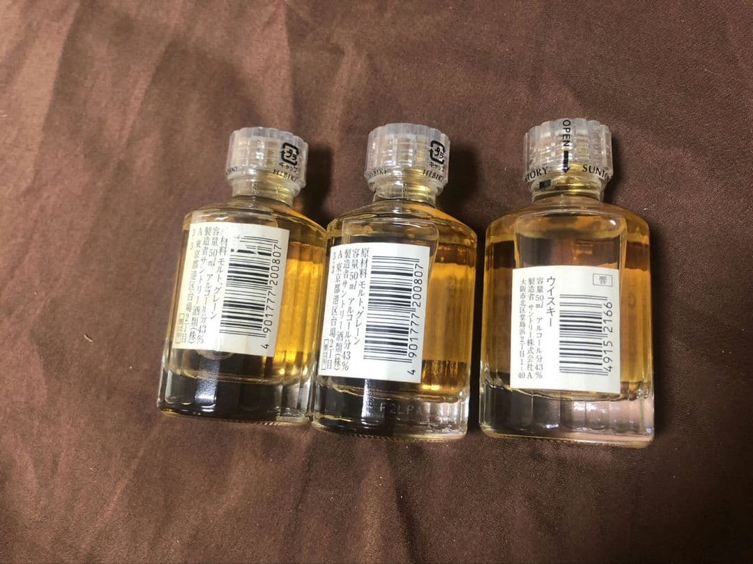 響　12年×2 17年×1 ミニボトルセットプロフィール確認お願い致します