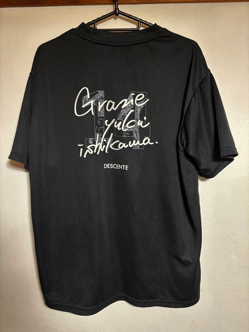 [限定]石川祐希　DESCENTE ブラック M シャツ
