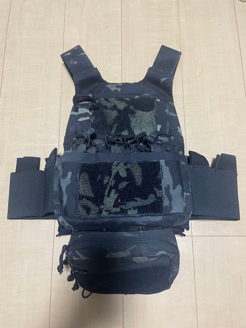 FERROタイプ マルチカムブラック プレートキャリア