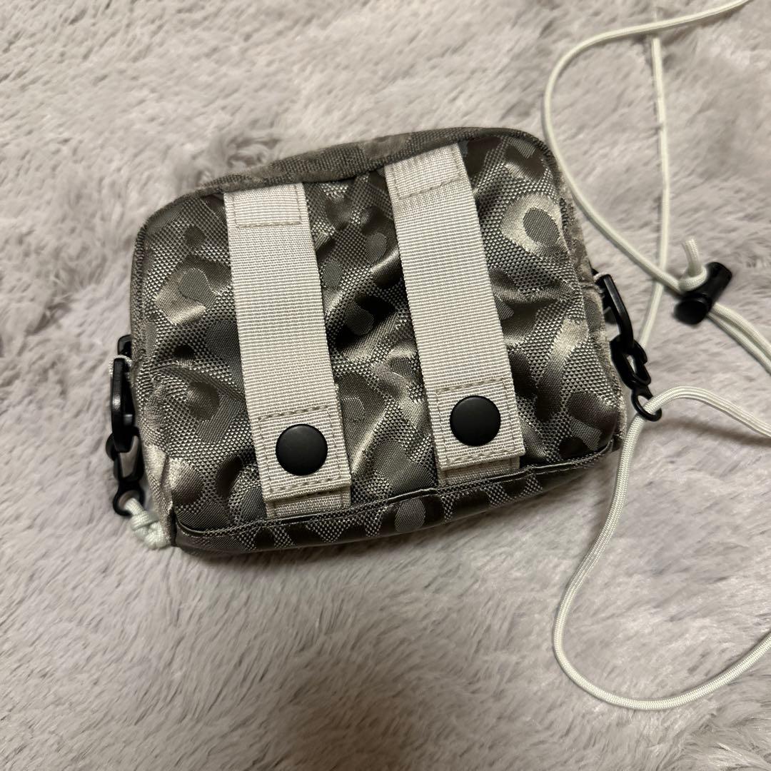 ゆう　　　　完売品　BRIEFING カモフラージュ ポーチ