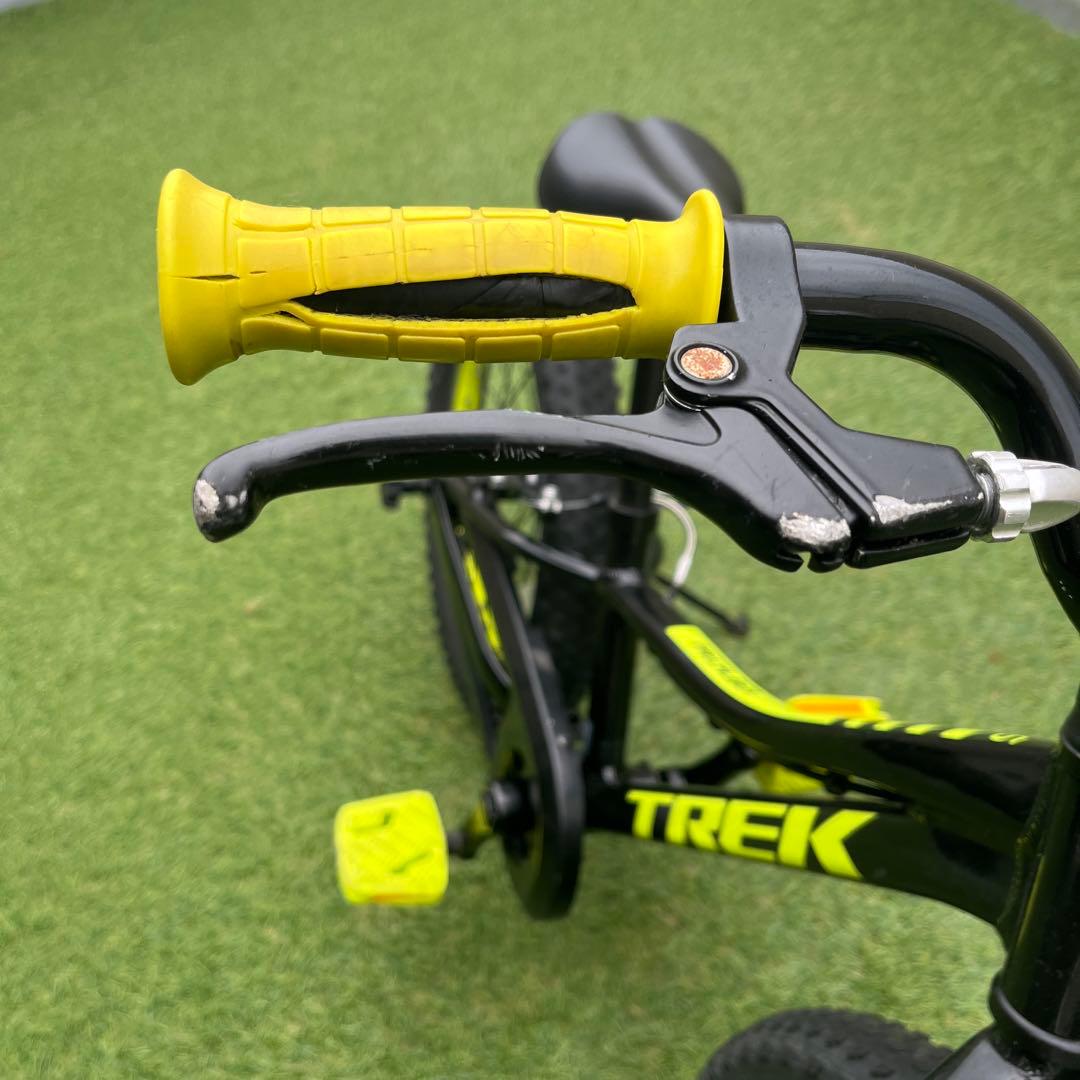 Trek 16インチ 子供用自転車 補助輪付き