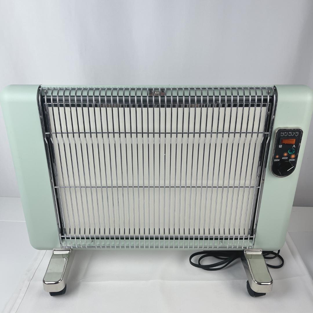 美品☘️ サンラメラ 600W 遠赤外線ヒーター　クラシックグリーン