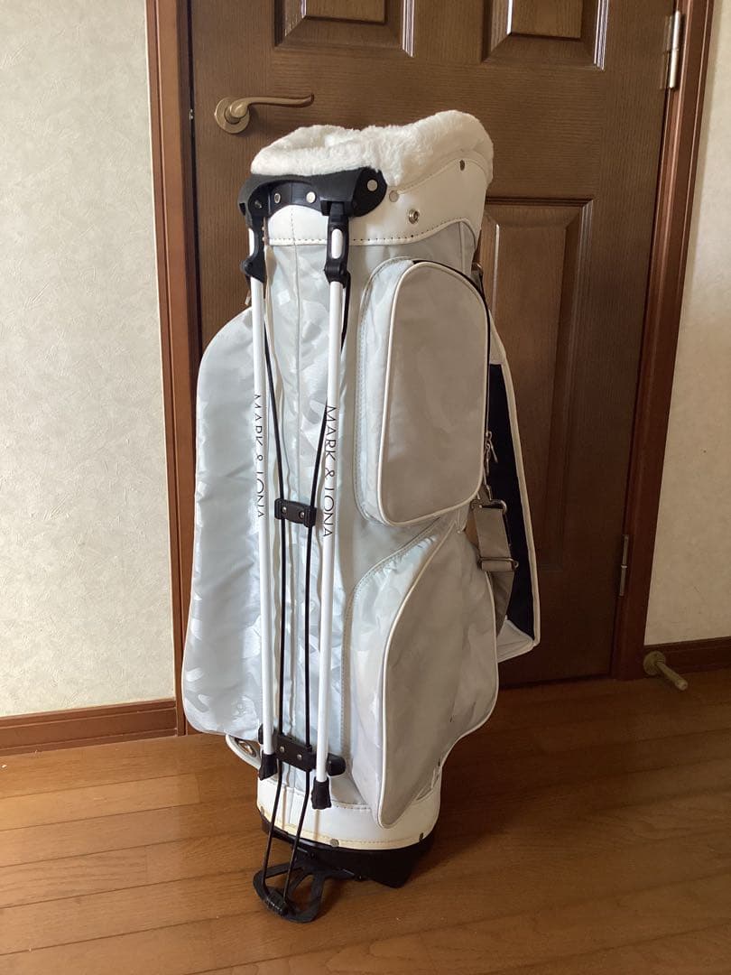 MARK&LONA カモフラホワイトゴルフバッグ