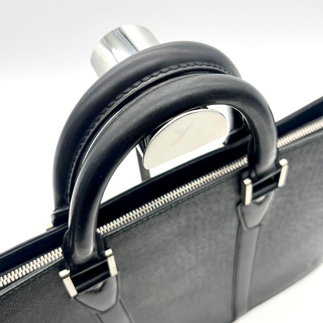 ルイヴィトン タイガ ポルトドキュマンロザン ビジネスバッグ 本物 正規品 人気