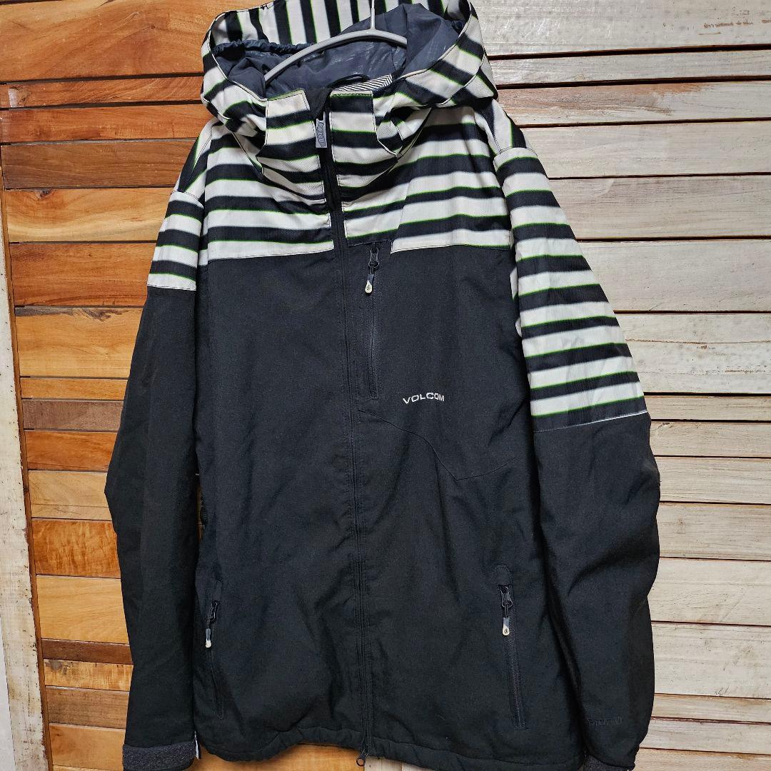 VOLCOM ボルコム スノーボード ウェア 黒×白 裏地起毛 ジャケット