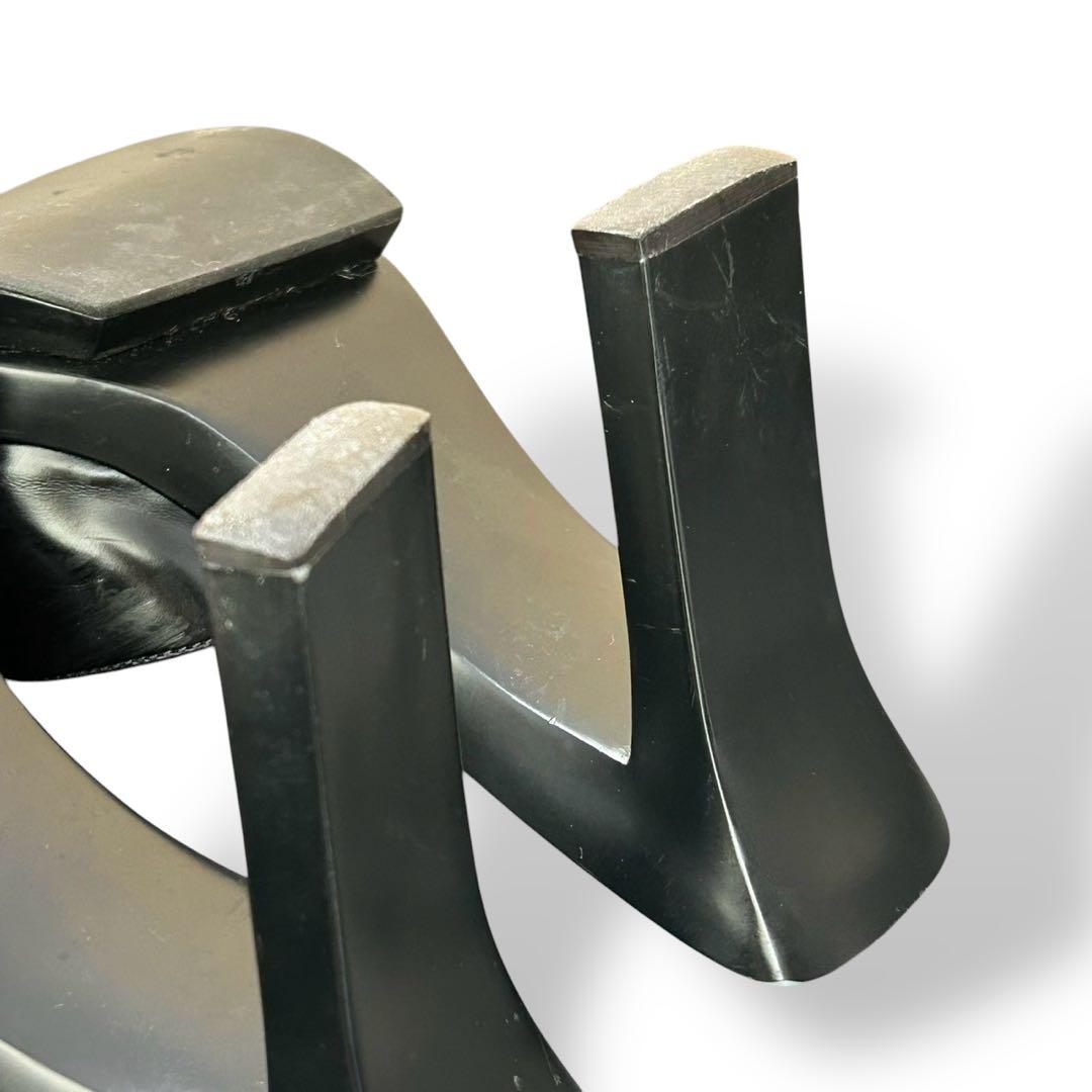 PRADA パテントレザー　ロゴ型押し　ハイヒール　サンダル　黒　22cm相当