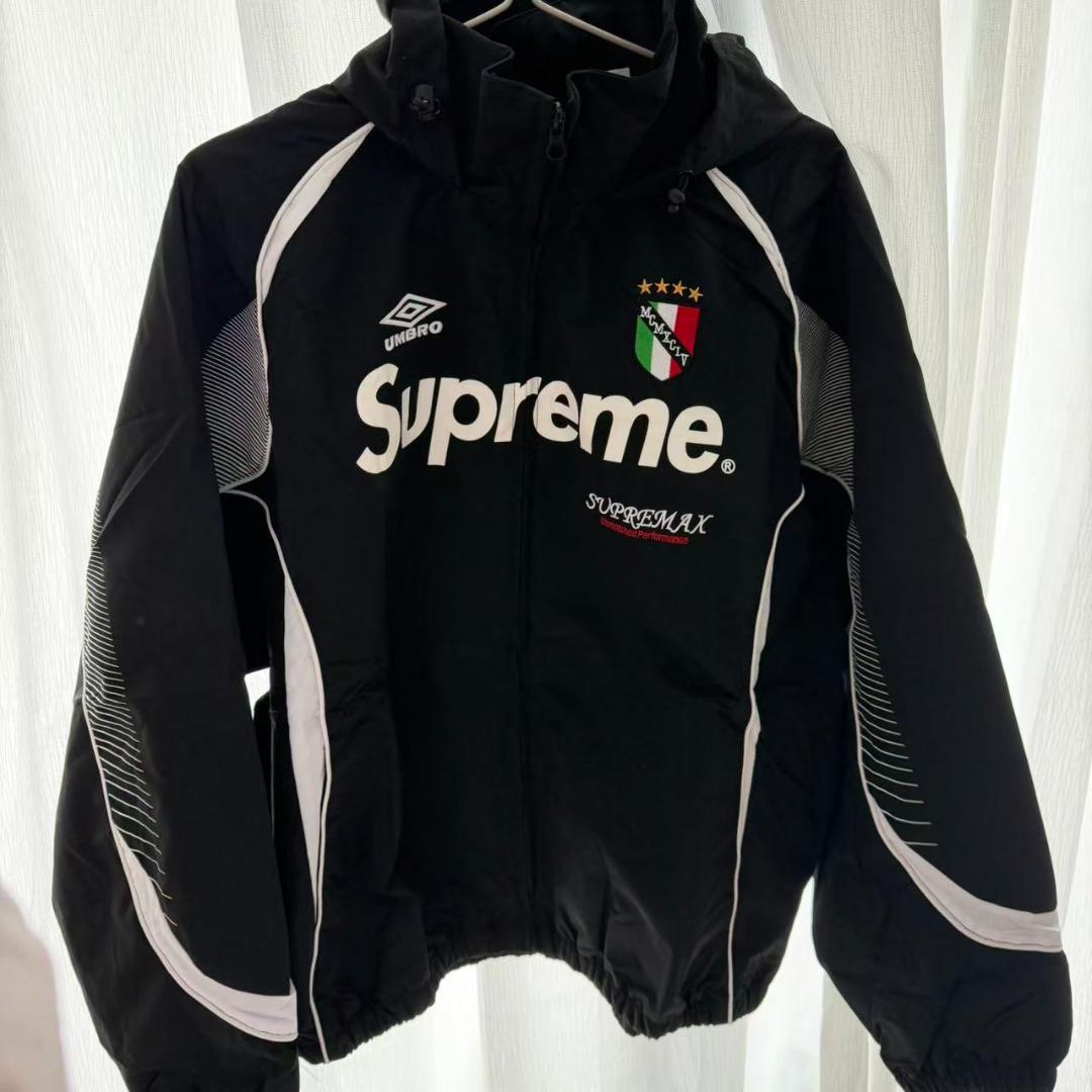 ブラック ナイロンジャケット　M